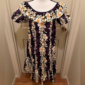 Vintage Hawaiian Dress Muumuu Floral Tropical Royal Hawaiian Creations Purple M